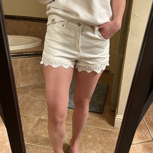 Forever 21 White Jean Short - lace details - Picture 1 of 5